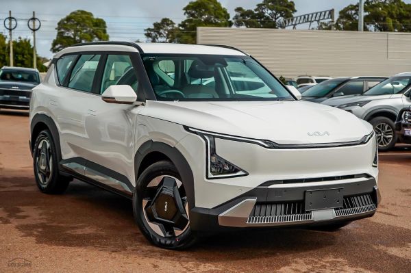 2025 Kia EV5  Air image