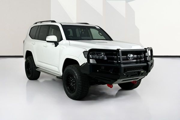 2024 Toyota Landcruiser FJA300R GXL image