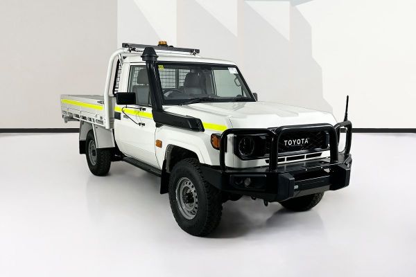 2023 Toyota Landcruiser VDJL79R Workmate image