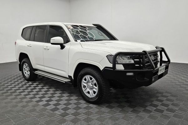 2023 Toyota Landcruiser FJA300R GX image