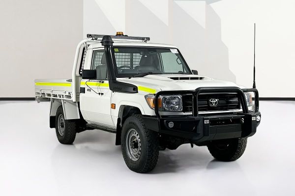 2023 Toyota Landcruiser VDJL79R Workmate image
