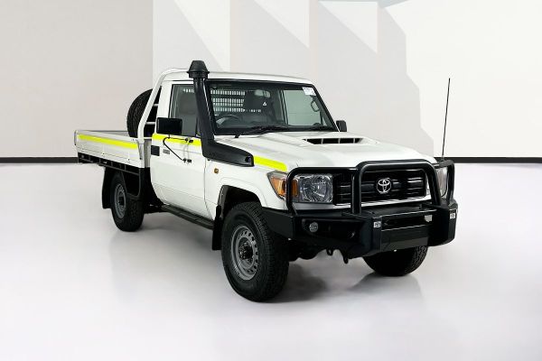 2021 Toyota Landcruiser VDJ79R Workmate image