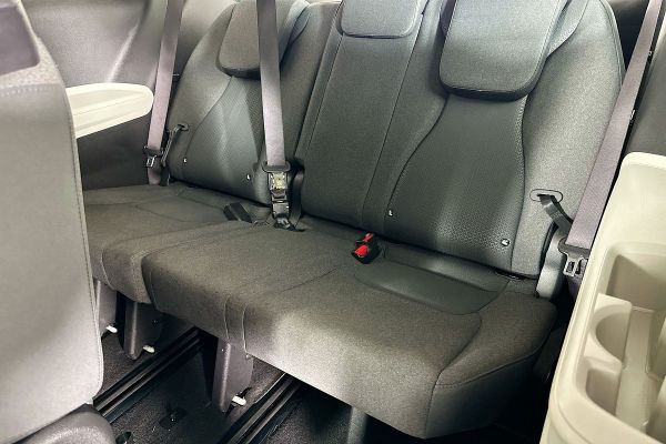 2022 Kia Carnival KA4 S image