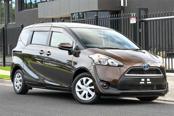 2016 Toyota Sienta Hybrid Wagon NHP170 G image