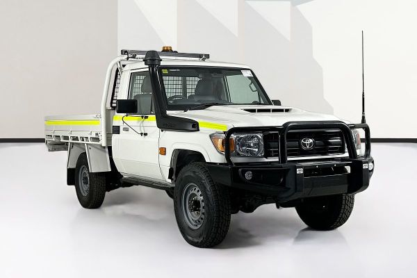 2023 Toyota Landcruiser VDJL79R Workmate image