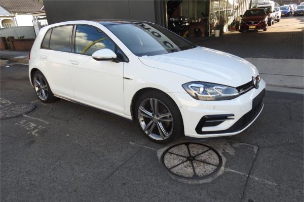 2018 Volkswagen Golf MK VII Highline image