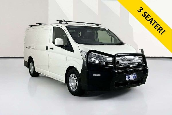2022 Toyota Hiace GDH300R  image