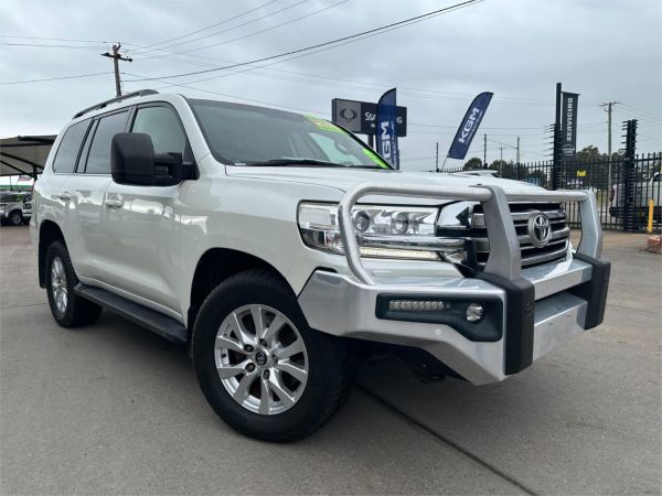 2017 TOYOTA LANDCRUISER 4D WAGON VDJ200R MY16 VX (4x4) image