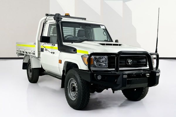 2023 Toyota Landcruiser VDJL79R Workmate image