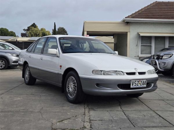 1995 Holden Calais VS  image