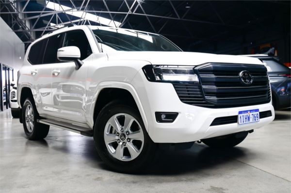 2024 Toyota Landcruiser FJA300R GXL image