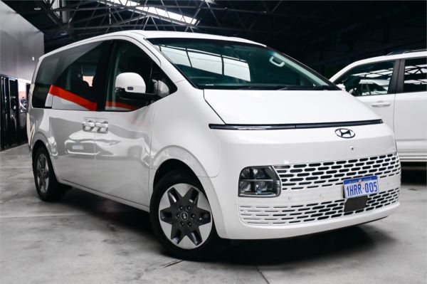 2022 Hyundai STARIA US4.V2 Highlander image