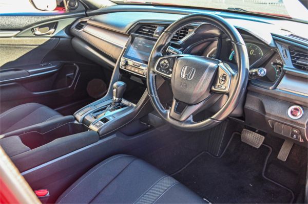 2017 Honda Civic Hatchback 10th Gen MY17 VTi-S image