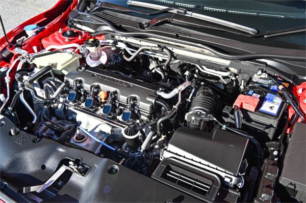 2017 Honda Civic Hatchback 10th Gen MY17 VTi-S image