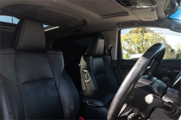 2019 Toyota ALPHARD Wagon AYH30W SR C (HYBRID) image