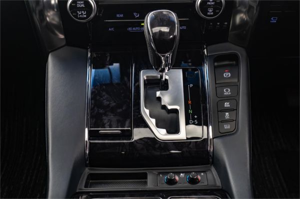 2019 Toyota ALPHARD Wagon AYH30W SR C (HYBRID) image