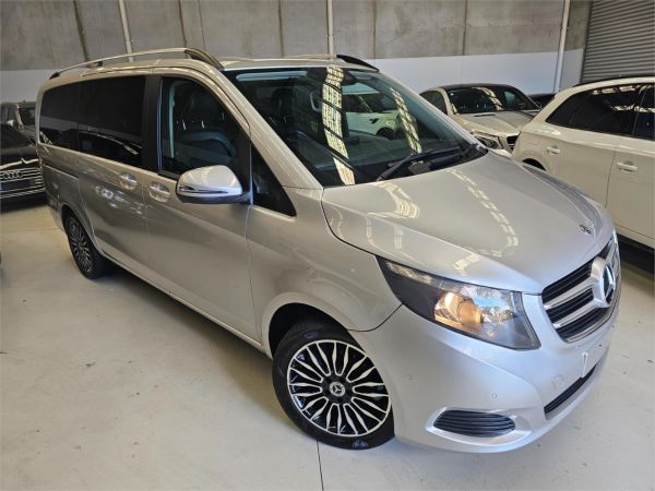 2020 Mercedes-Benz V-Class 447 V220 d image