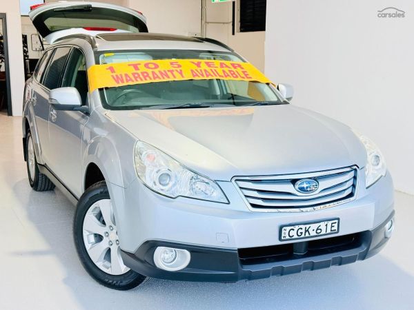 2011 Subaru Outback  Premium image