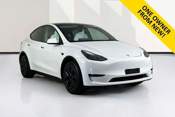 2024 Tesla Model Y   image