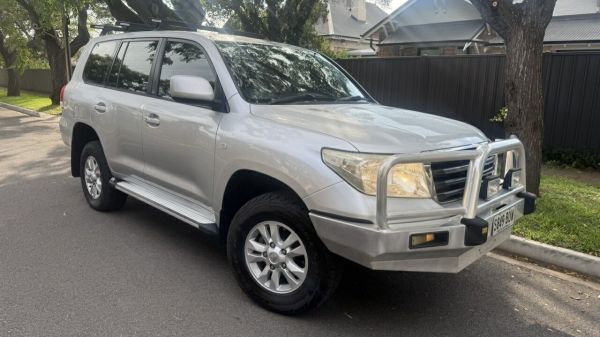 2008 Toyota Landcruiser VDJ200R GXL (4x4) Silver Ash 6 Speed Automatic Wagon image