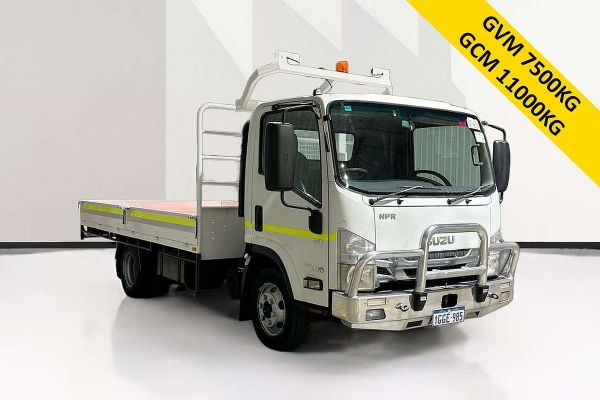 2017 Isuzu D-MAX  EX image
