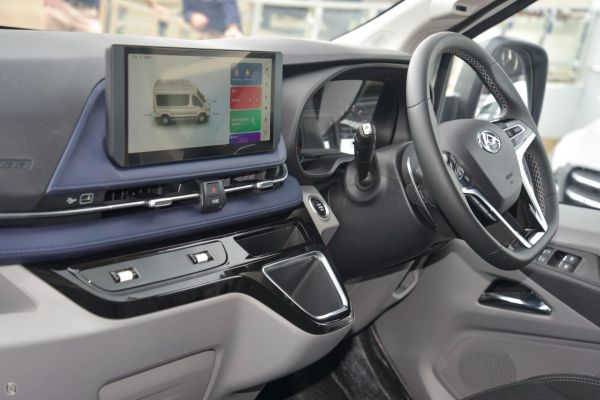 2026 LDV Deliver 9 LWB High Roof LWB Auto MY24 image