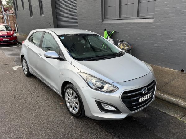 2015 HYUNDAI i30 5D HATCHBACK GD3 SERIES 2 ACTIVE image
