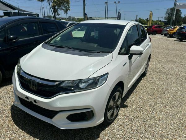 2018 Honda Fit F GP5 (HYBRID) image