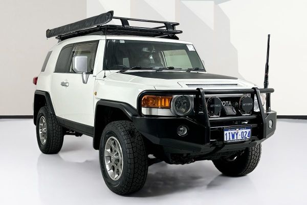 2012 Toyota FJ Cruiser   image
