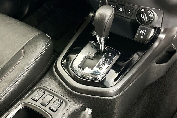 2024 Nissan Navara D23 PRO-4X image