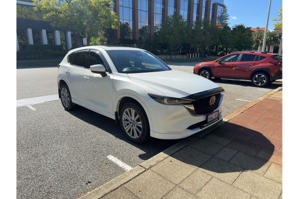 2022 Mazda CX-5 KF Series Akera image