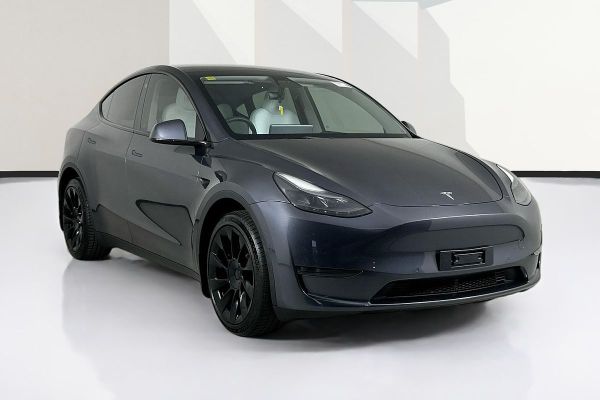 2023 Tesla Model Y  Long Range image