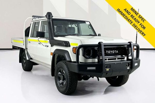 2025 Toyota Landcruiser GDJL79R GXL image