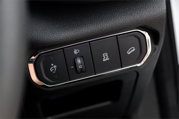 2026 GWM Haval Jolion Wagon A02 Premium Hybrid image