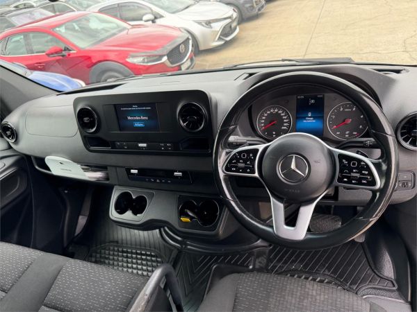 2023 Mercedes-Benz Sprinter VS30 417 Transfer image