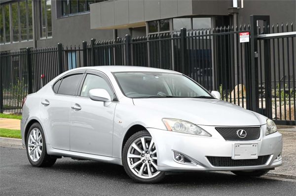 2006 Lexus IS Sedan GSE21 350 Version L image