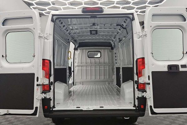 2026 Fiat Ducato Series 2 LWB Mid Roof image