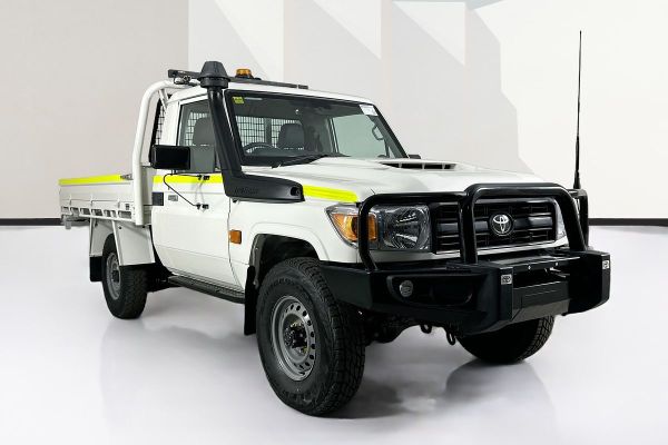 2023 Toyota Landcruiser VDJL79R Workmate image