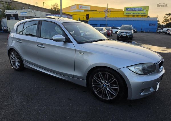 2009 BMW 1 Series E87 120i image