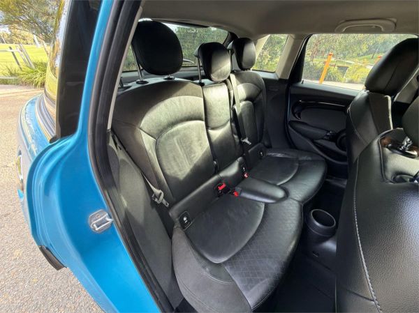 2015 MINI Hatch Hatchback F55 Cooper S image