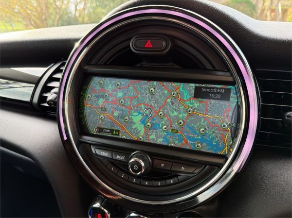 2015 MINI Hatch Hatchback F55 Cooper S image