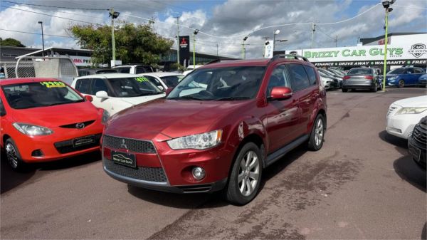 2011 MITSUBISHI OUTLANDER 4D WAGON ZH MY12 XLS image
