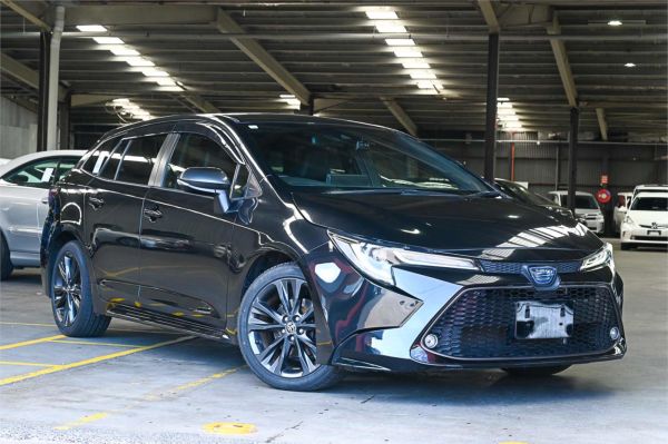 2020 Toyota Corolla ZWE211 Fielder EX image