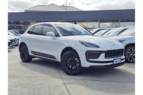 2022 Porsche Macan 95B  image