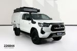 Image for 2025 Toyota Hilux GUN126R SR