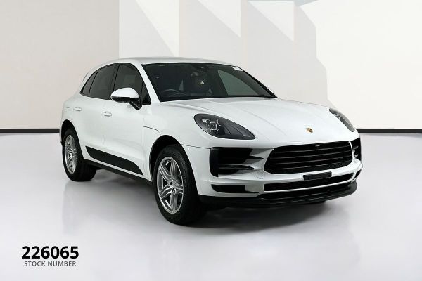 2021 Porsche Macan 95B  image