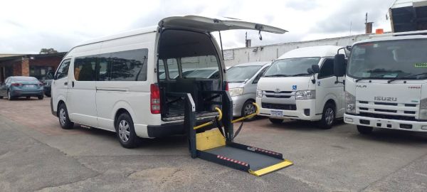2012 Toyota Hiace Lwb Wheelchair People Mover image