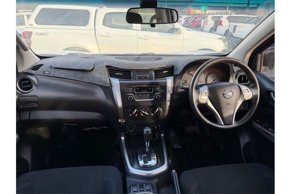 2018 Nissan Navara RX D23 Series 3 4X4 image
