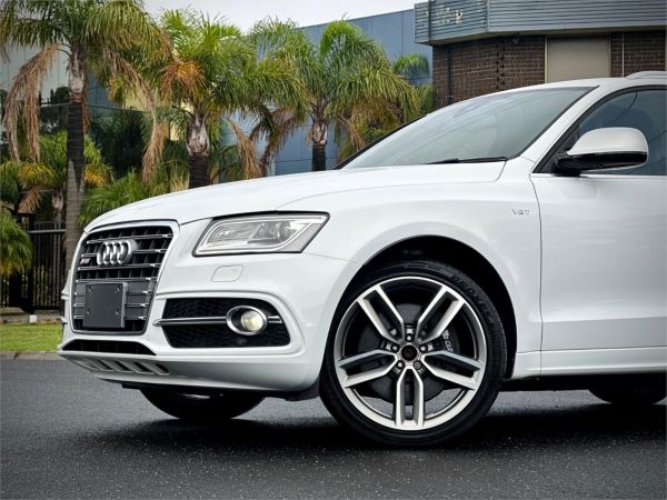 2014 Audi SQ5 Wagon 8R image