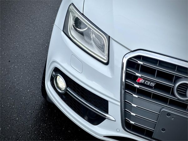 2014 Audi SQ5 Wagon 8R image